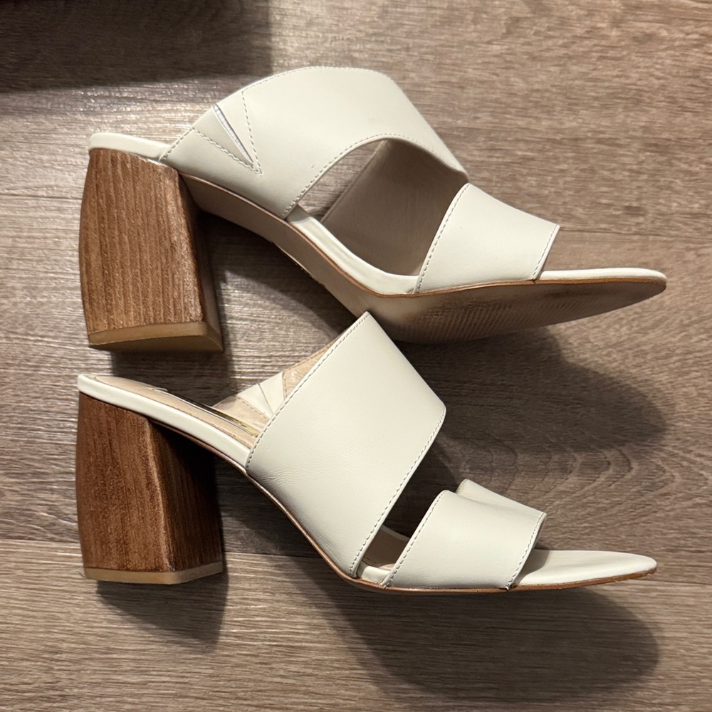 Louise et Cie Cream Sandals